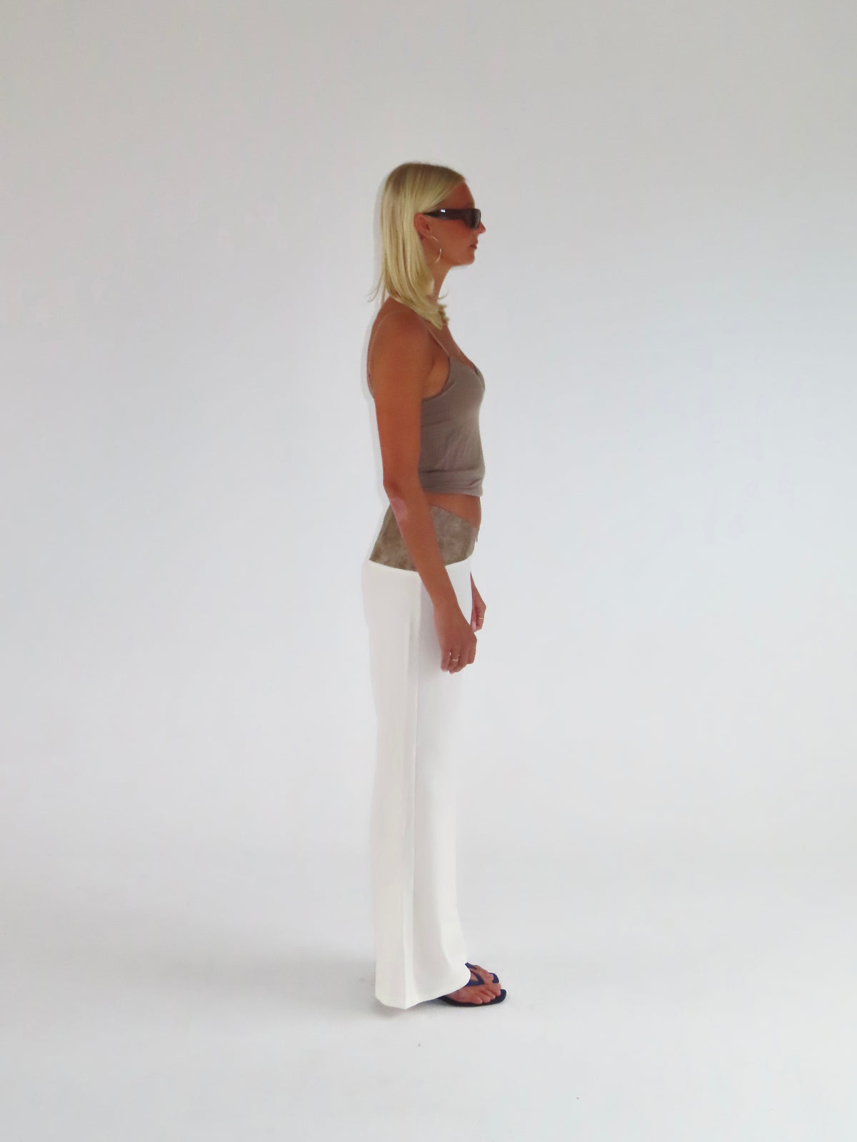 Selina Pant in White